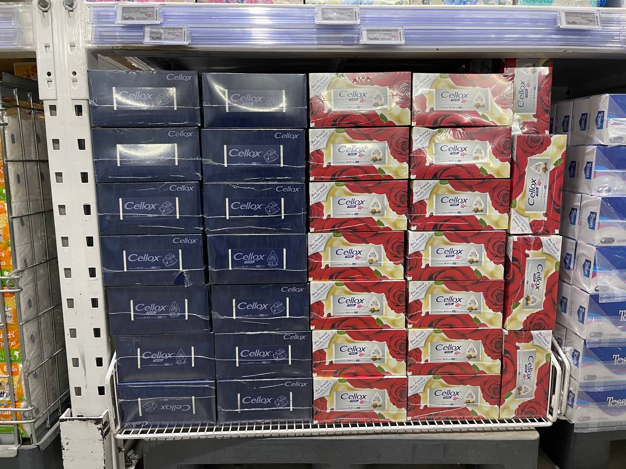 Modern Trade Distribution of Cellox and Hygienist Products by BJC at Makro Cambodia 12 Dec - Image 25